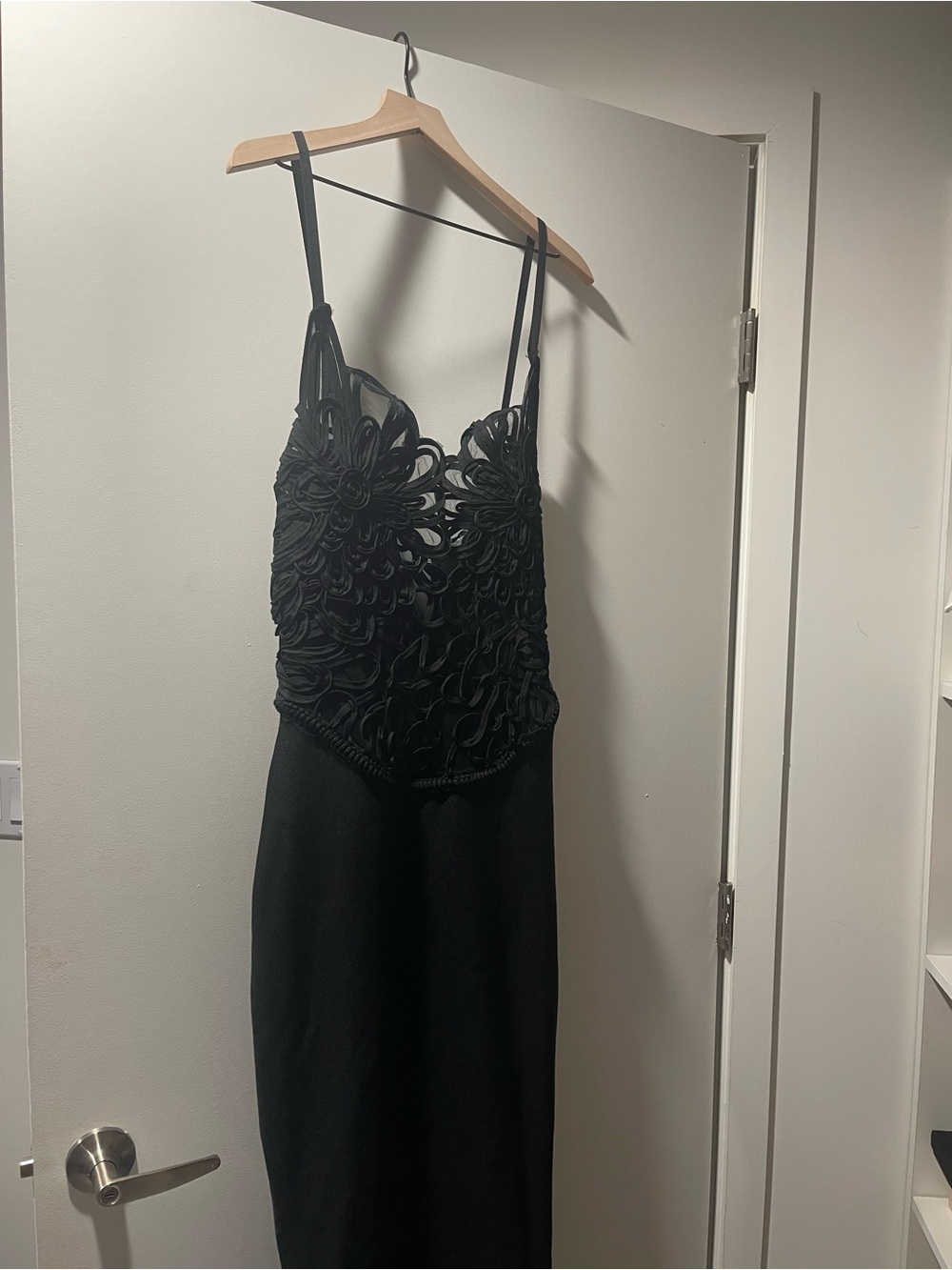 Fashionovva black Spaghetti Strap Cocktail Dress with Floral Appliqué Bodice